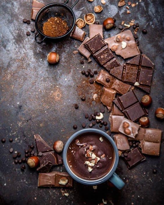 9 alimentos sanos que no debes consumir en exceso - Chocolate