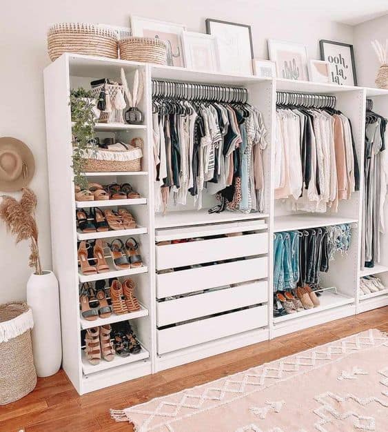 Ideas para organizar tu closet y aprovechar espacio - Engánchate
