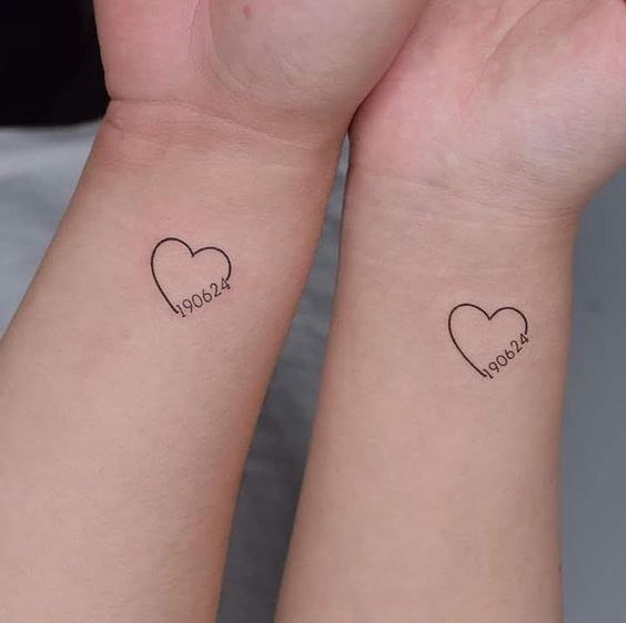 Tatuajes pequeños para parejas - Corazones