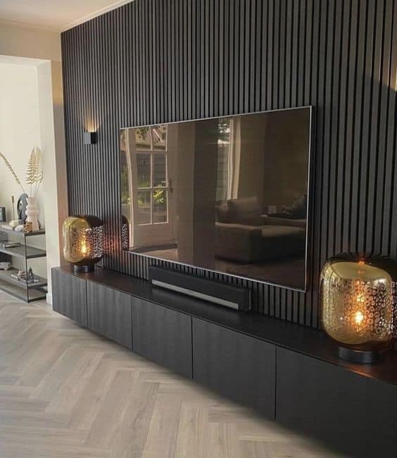 Ideas para decorar un cuarto pequeño de TV - Elegancia clásica
