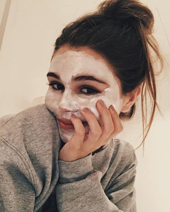 Cómo cerrar los poros de la cara - Mantén tu piel limpia