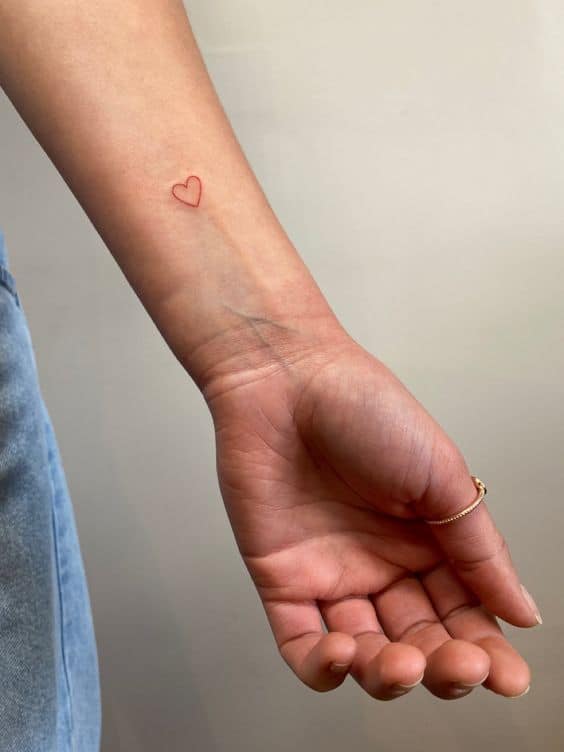 Tatuajes chiquitos para amigas - Corazón