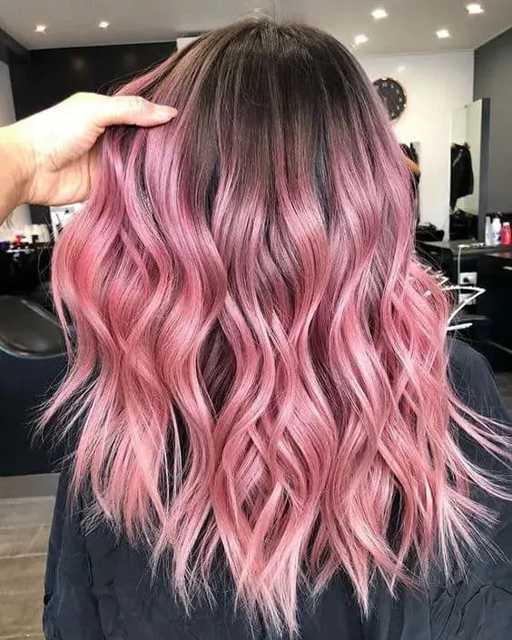 Balayage rosa en cabello oscuro - Mantenimiento