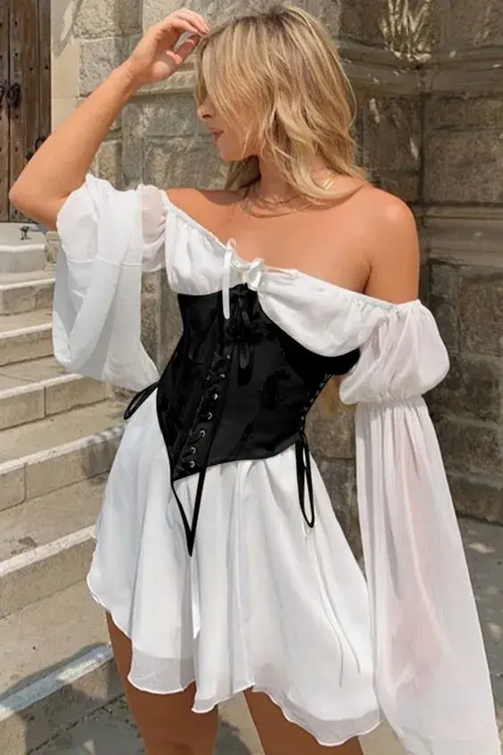 Formas súper chic de utilizar un corset - Amarás usarlos con vestido