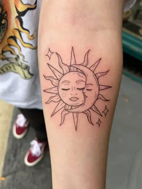 Tatuaje sol y luna minimalista - Dualidad