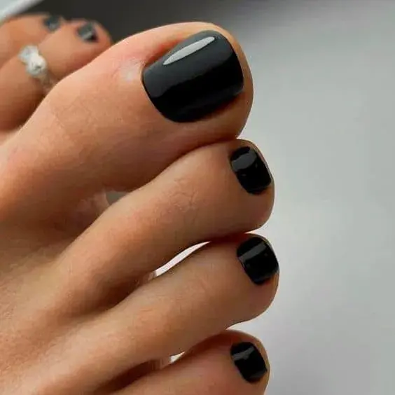 Uñas decoradas pies elegantes - Negras