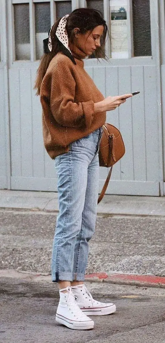 Outfits aesthetic con mom jeans - Con jeans cortos