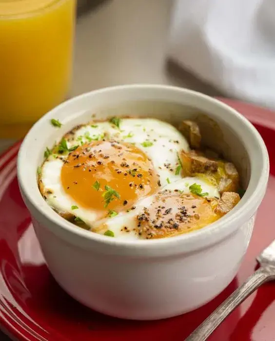 7 ideas para desayunar rápido, fácil y con pocas calorías - Quiche en taza