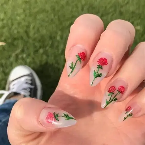 Decoración de uñas con flores - Rosas