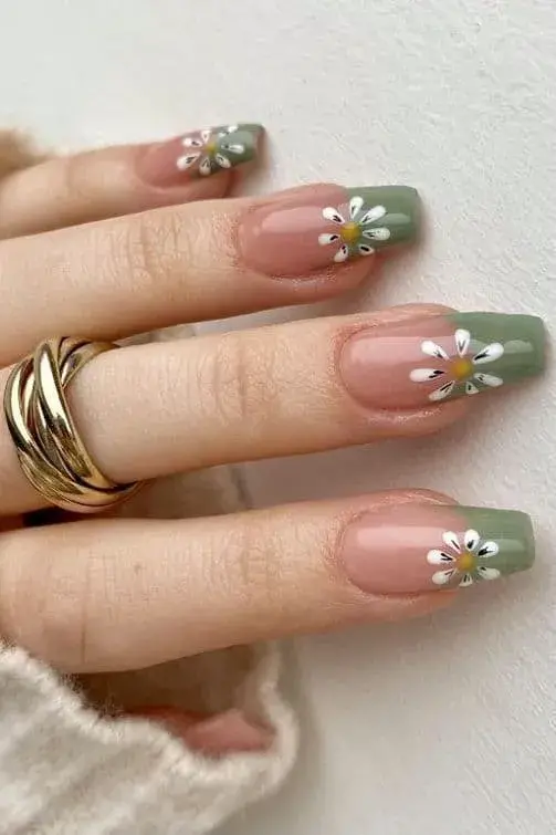 Decoración de uñas con flores - Margaritas
