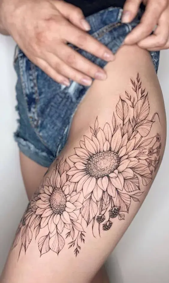 Tatuajes de flores en la pierna - Solo tinta negra