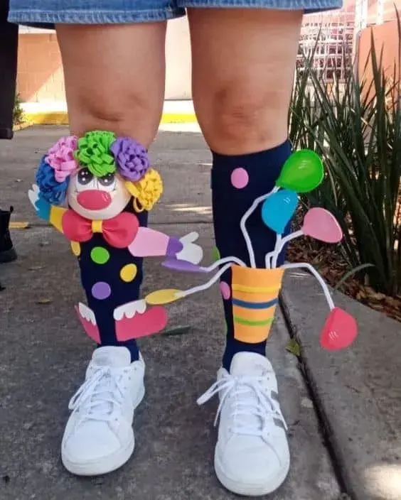 Calcetines locos para niñas - Pompones