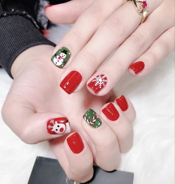 Diseños de uñas para navidad - Colores de navidad